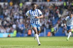 BBC：曼联已经放弃对巴莱巴的追求，因为布莱顿表示球员不会离队