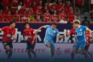 成都蓉城连续两年止步足协杯半决赛，上赛季惨遭山东泰山绝杀