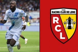 记者：朗斯引进欧塞尔前锋西纳约科达成协议，转会费800万欧