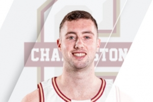 美记：森林狼和后卫CJ-富尔顿签下一份Exhibit 10合同