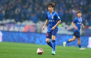 东体：申花几位伤员恢复超预期，抽调致训练“锋线人荒”