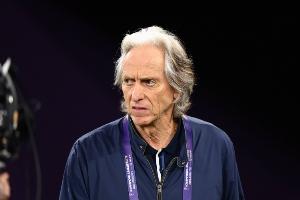 胜利主帅：40岁C罗仍是队中速度第二快球员，他就是葡萄牙的象征