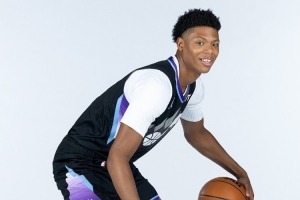 表现稳定！5号秀贝利上半场5投3中拿到9分3篮板2抢断