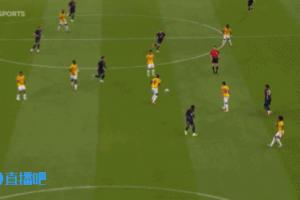 太生猛！35岁瓦伦西亚硬吃理查兹攻破美国大门，国家队101场48球