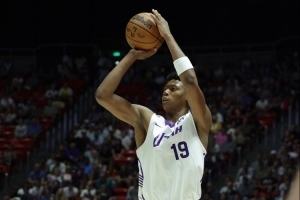 常规时间错失准绝杀球！贝利13中8 砍20分7板！