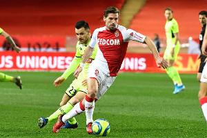 前葡萄牙国脚阿德里安-席尔瓦退役，曾随队赢得2016年欧洲杯冠军