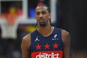 萨尔：明天的比赛意义非凡这是我和哥哥的首次正式比赛对决