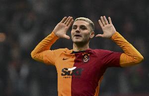 千万年薪！记者：沙特两年2000万欧合同引诱伊卡尔迪，想冬窗抢人