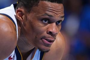 Stein：威少目前没有兴趣去海外打球 专注回归NBA