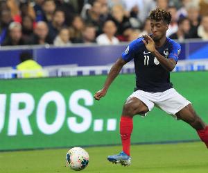 为法国队出战61场比赛却从未踢满全场，金斯利-科曼创纪录