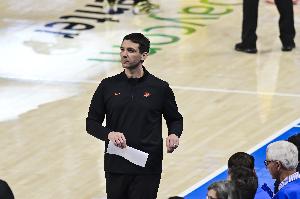 戴格诺特：进攻配合流畅源于空间的创造 这是训练营强调的重点