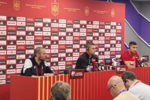 保加利亚主帅：球员们心理状态不稳定 我们本可以打进一两个球