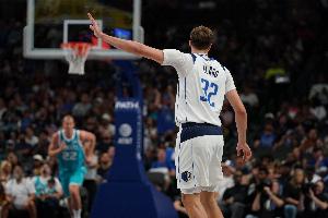 帕金斯：弗拉格就是白人版的勒布朗-詹姆斯 他确实拥有这种天赋包