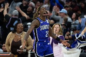 手热得发烫！基翁-埃利斯6记三分球射落20分2板2助2断