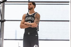 那我可就抡了！小波特上半场12中7砍19分4板1助 三分5中3