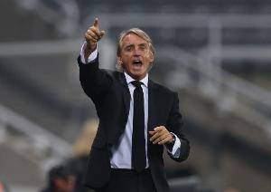 奥恩斯坦：诺丁汉森林就选帅联系曼奇尼，后者曾在英超取得成功