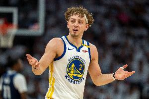 差劲！波杰姆斯基9投仅2中拿到8分5板 正负值-17最低